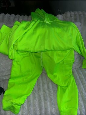 Dolce & Gabbana Neon Green Men's Sweatpants Joggers and matching sweater